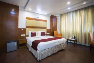 Image of Hotel Palm Do'r # Walking Distance to New Delhi Station # Parking # Family Hotel # Customer's Choice Hotel # Near to Tourist Places - India Gate, Red Fort, Jama Masjid