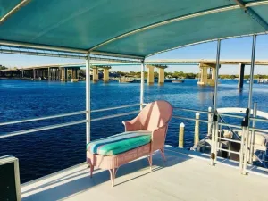 Image of Island Houseboat