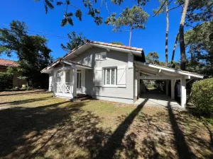 Image of Beautiful Villa Near the Beach