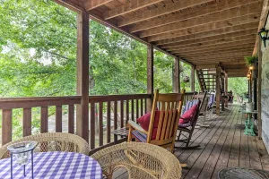 Image of Outdoorsmens Paradise on River with Fire Pit!
