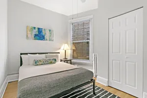 Image of 2BR Real Comfy Apt in Wrigleyville