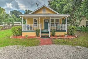 Image of Family Home Walk to Downtown and Stetson Univ!