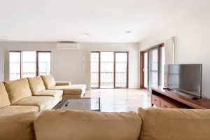 Image of 5br Luxury House 20 Min To Cbd Spacious Living