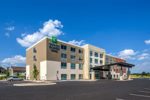 Image of Holiday Inn Express & Suite Milroy - Reedsville By IHG