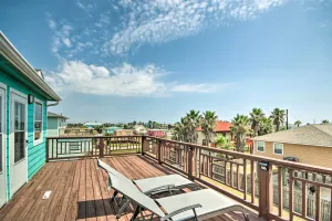 Image of half Mi to Sand Surfside Beach Retreat!