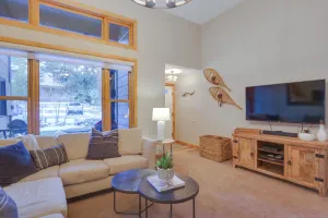 Image of Breck Townhome w/ Balcony: Walk to Ski Lifts!