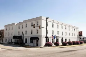 Image of Inn on the Square, Ascend Hotel Collection