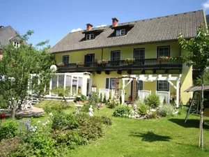 Image of Apartment in Feld am See with lake access