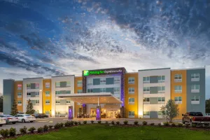 Image of Holiday Inn Express & Suites - Wildwood - The Villages by IHG