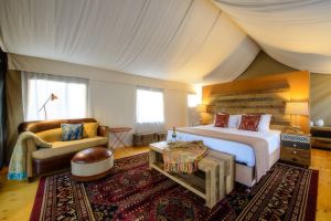 Image of Truffle Lodge Dinner Bed Breakfast Glamping