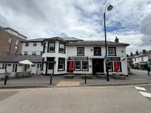 Image of OYO The Watermans Arms Hersham