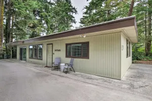 Image of Coos Bay Retreat Less Than 2 Mi to Marina and Casino!