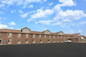 Image of Super 8 by Wyndham Missouri Valley