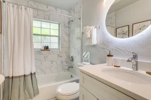 Image of Sarasota Duplex in Gillespie Park: 1 Mi to Dtwn!