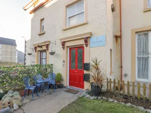 Image of Llys Madoc, First Floor Flat