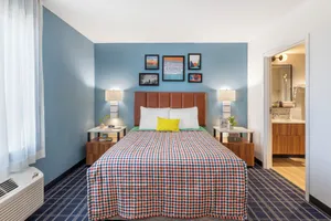 Image of Uptown Suites Extended Stay Miami FL – Homestead