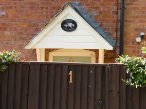 Image of Fab 2 Bed Cotswolds Cottage with Private Courtyard