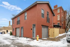 Image of Adorable Reymer Carriage Repair Loft!