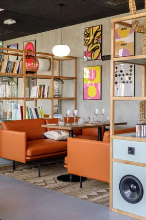 Image of JOST Hôtel Bordeaux Centre Gare Saint Jean