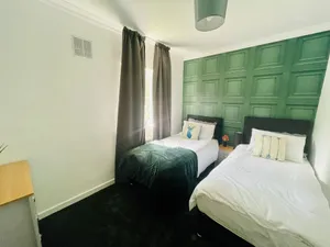 Image of Elmbank Avenue House by Klass Living Uddingston