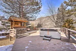 Image of Vivid Twin Falls Retreat w/ Snake River Views