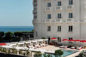 Image of Regina Experimental Biarritz