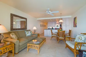 Image of Kahana Reef 402 by RedAwning