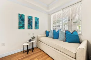 Image of Catina Vacation Rental: Bright 2-BR Condo with Lake Views. Located in Lely Resort with Pool, Hot Tub, and Golf Access. Ideal for Golfers and Beachgoers, Minutes from Naples and Marco Island