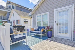 Image of Walk to Ocean: Pet-friendly Home in Long Beach!