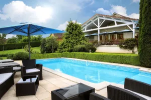 Image of Logis Hôtel-Restaurant Les Voyageurs
