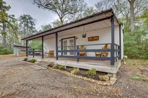 Image of Willis Cabin on 6 Acres - Close to the Lake!