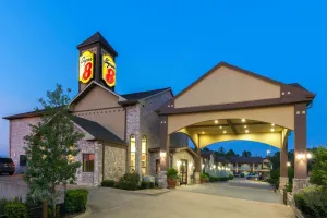 Image of Super 8 by Wyndham Fairfield Tx