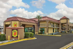 Image of Super 8 by Wyndham Mobile/Tillmans Corner