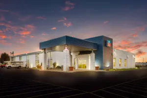 Image of SureStay Plus Hotel by Best Western Jasper