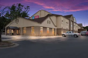 Image of SureStay Plus Hotel by Best Western Coralville Iowa City