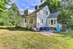 Image of Large Private Yard Grand Worcester Getaway