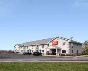 Image of Econo Lodge Inn & Suites