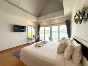 Image of Moonlight Panorama Seaview House by RESAVA
