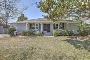 Image of Charming House w/ Patio, 3 1/2 Mi to Beach!