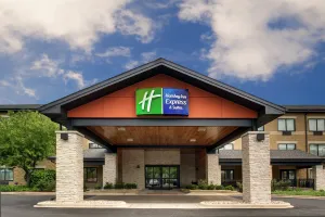 Image of Holiday Inn Express & Suites Aurora - Naperville by IHG