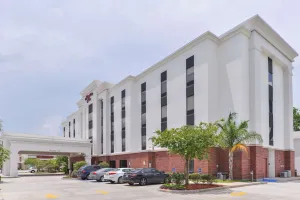 Image of Hampton Inn Gonzales