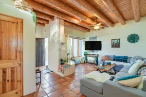 Image of Bright Santa Fe Condo ~ Half-mi to Meow Wolf!