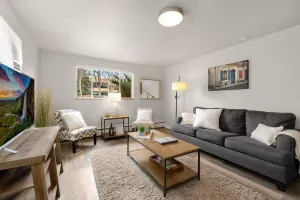 Image of Contemporary condo in the heart of Old Town
