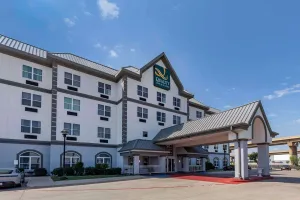 Image of Quality Inn & Suites I-35 E-Walnut Hill