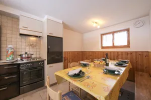 Image of Chalet La Caleche