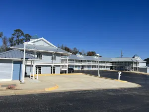 Image of Key West Inn - Millbrook