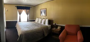 Image of Geneva Inn