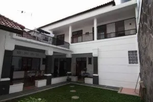 Image of OYO Life 93158 Kost Asaka