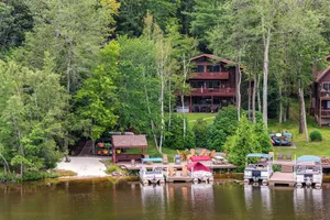 Image of Dock & Hot Tub: Scenic Beech Mountain Lakes Gem!