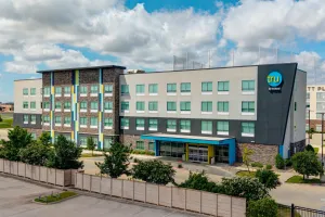 Image of Tru by Hilton The Colony Dallas
